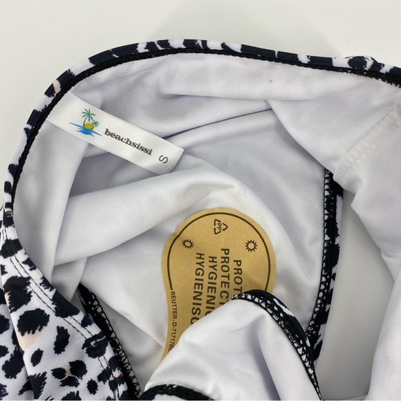 NWOT Beachsissi Animal Print Bikini Bottoms White, Black & Pink Size S - Picture 3 of 4